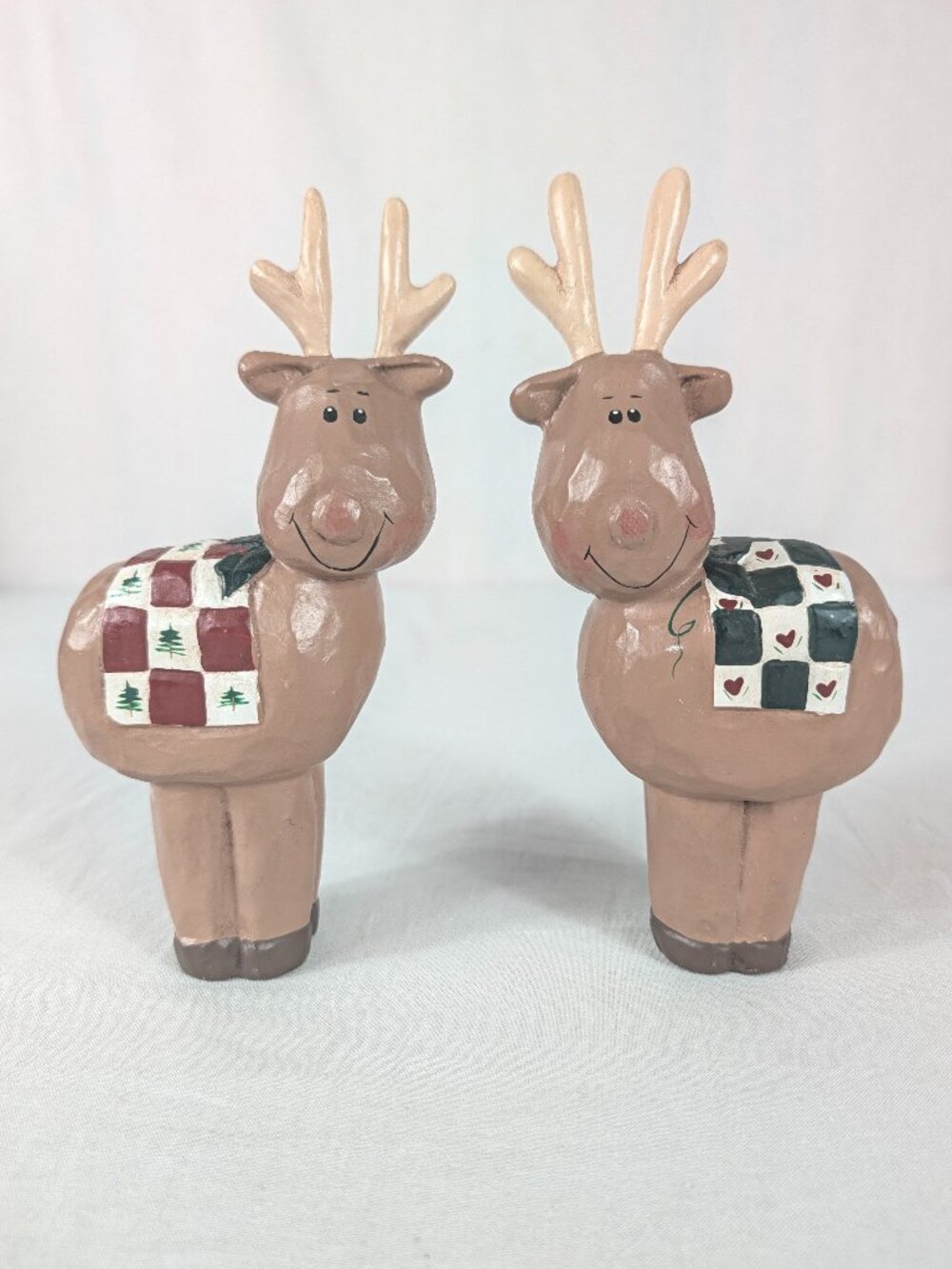 Reindeer Set Midwest of Cannon Falls Eddie Walker Green Red Plaid Carved